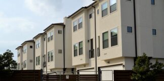 Ile wynosi średnia pensja w Polsce?