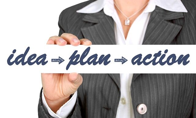 Ile zarabia dyrektor projektu?