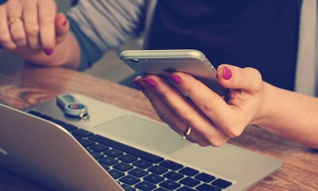 Jak zgrać wszystkie dane z telefonu do chmury?