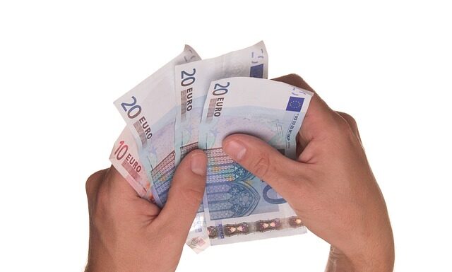 Czym handlować żeby zarobić?